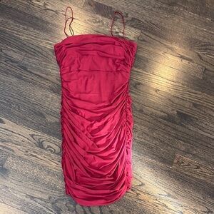 Juniors Elegant Red Ruched Dress by Princess Polly - size 6